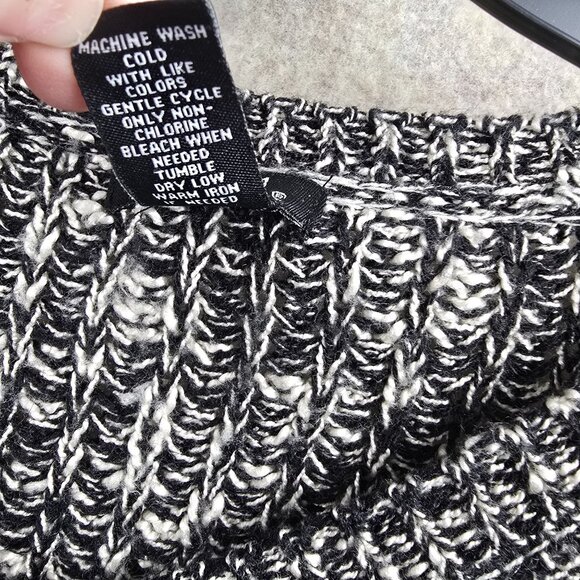 Rue21 Womens Black & White Knit Cardigan Sweater Medium Acrylic Tie Front - Picture 4 of 6